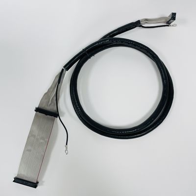 2.54mm Pitch Black Ribbon Flat Kabel Dengan UL2651 28awg IDC Konektor