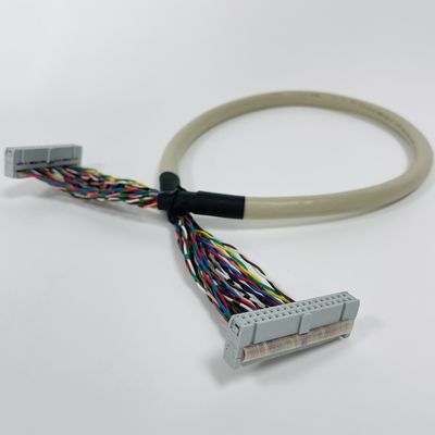 Mobil IDC Flat Ribbon Kabel 2.54mm Pitch Insulation Material PVC Polyester
