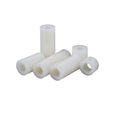 White Nylon Round Plastic Standoff untuk melalui lubang pemasangan pada papan sirkuit cetak