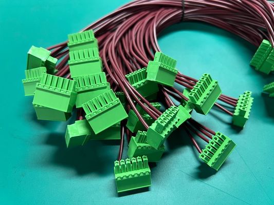 OEM Kabel Panjang Mesin Industri 5.08mm Terminal Blok Hijau Kabel Dan Wire Harness Majelis 0.5M 1M 100% Pengujian Pemeriksaan